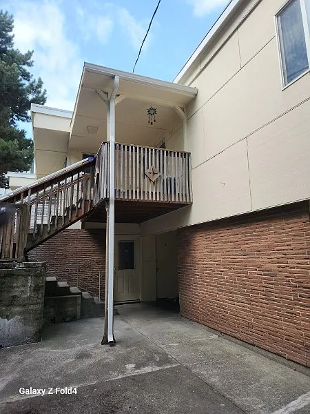 2 bed, 700 sqft, $1,700 — Photo 3