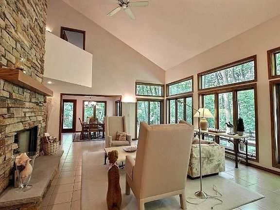 2nd image of 14345 W Park Ct