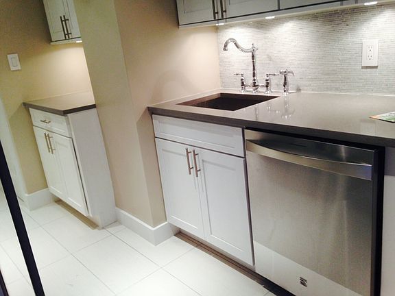 2nd image of 784 Columbus Ave APT 11N