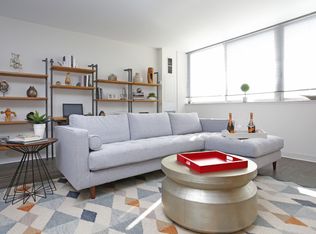 951 S Ashland Ave #2-0905, Chicago, IL 60607
