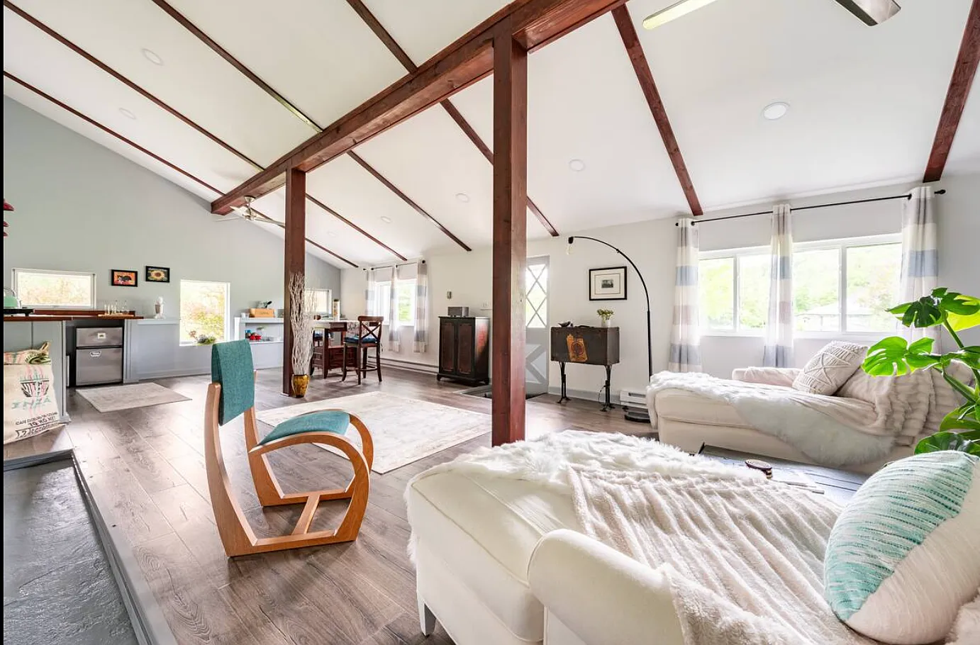 1 bed, 700 sqft, $1,850 — Photo 2