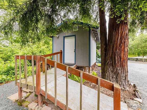 2nd image of 23801 Cove Road