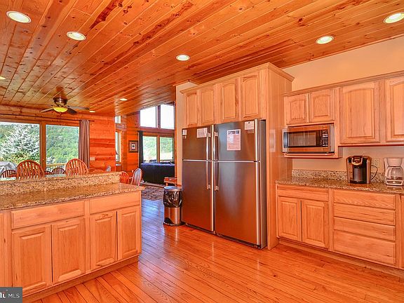 4th image of 79 Cedar Shores Dr