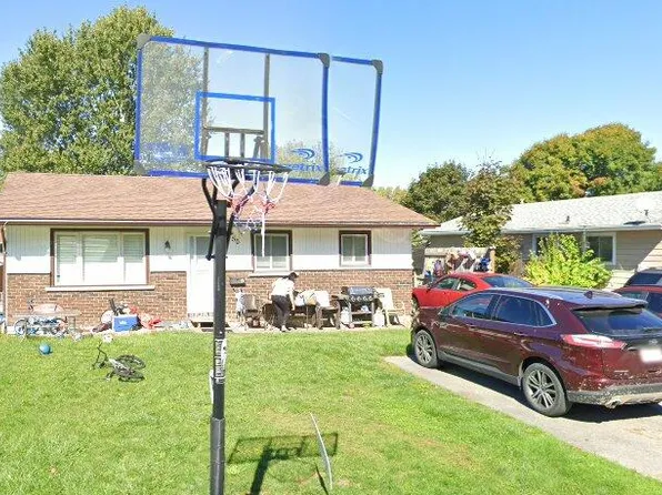 50 Radeski St #A, Quinte West, ON K8V 6B5