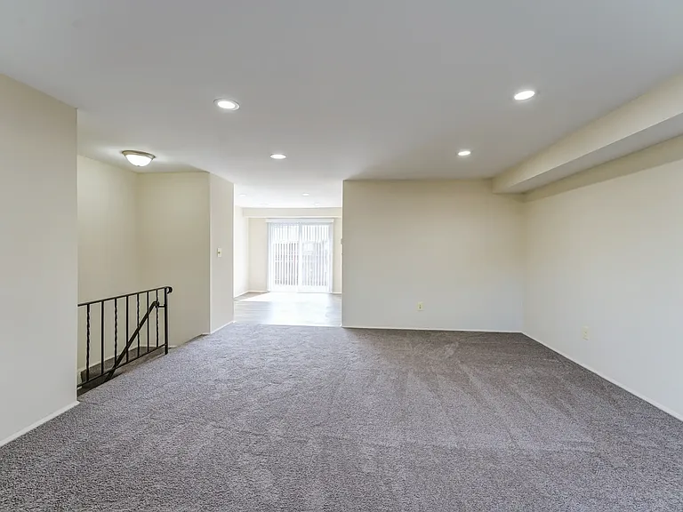 6660 Sanzo Rd — Photo 31