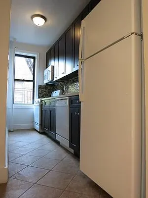 Rented by Atlantic Management Co Inc | media 17