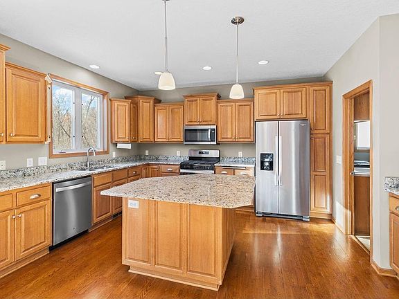 2nd image of 10543 Noble Cir N