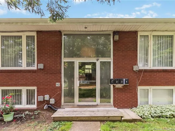 92 Pacific Ave, Moncton, NB E1E 2G3