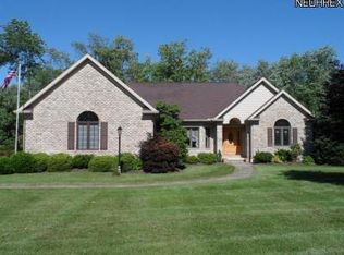 1410 Rustic Bridge Dr, Kent, OH 44240