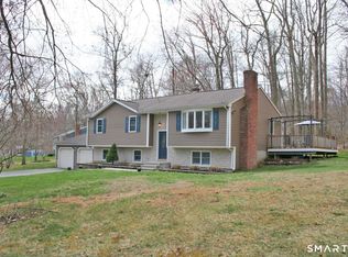 45 Crestwood Dr, East Hampton, CT 06424