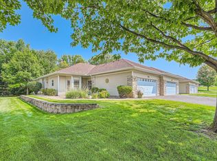 2221 Foxglove Way, Hudson, WI 54016