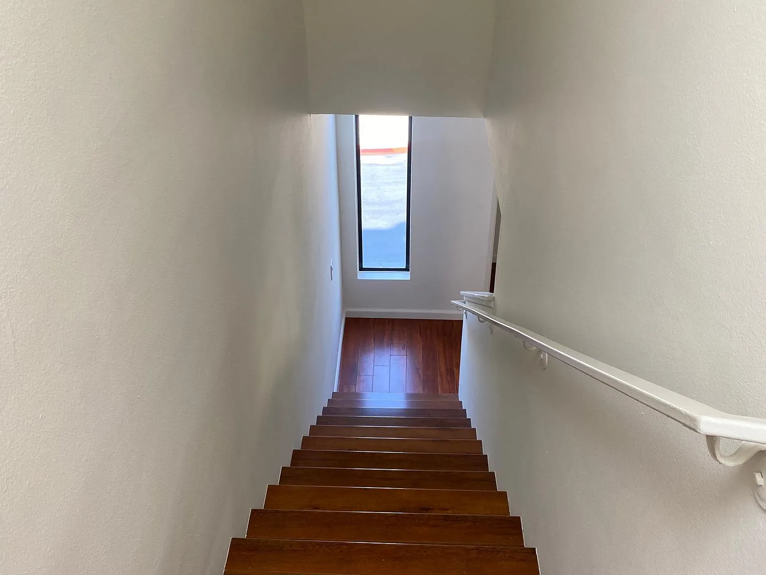 3 bed, 2.5 bath, 1332 sqft, $4,000 — Photo 4