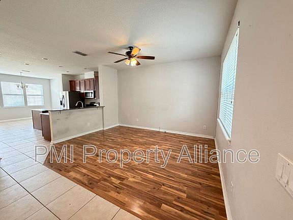 2nd image of 12875 Emersondale Ave