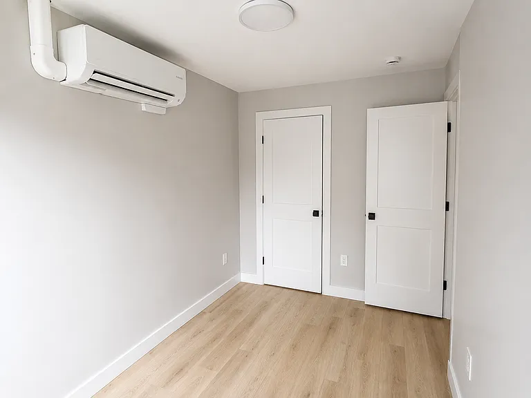 8 Cheever Ct #2 — Photo 8