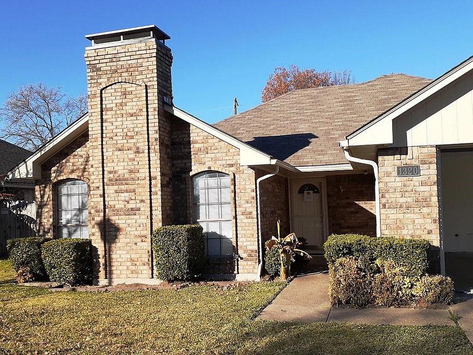 1st image of 1320 Mockingbird Ln