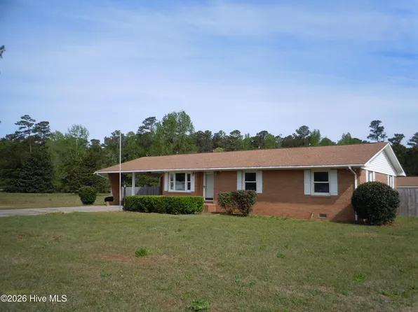 209 Complex Street, Tabor City, NC 28463