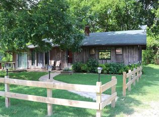 858 N Riverview Ln, Mountain View, AR 72560