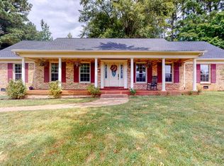 383 Myrtle Dr, Huntingdon, TN 38344