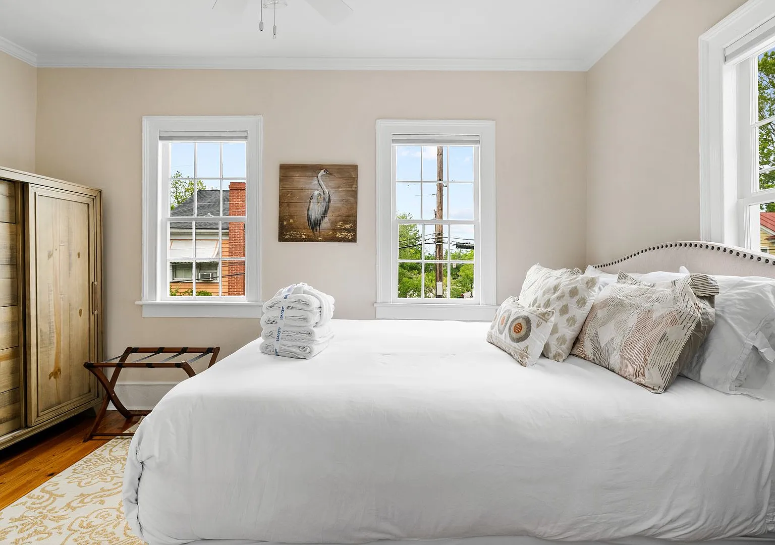 The Sweetgrass Suite- 251 Ashley Avenue, Unit C — Photo 3