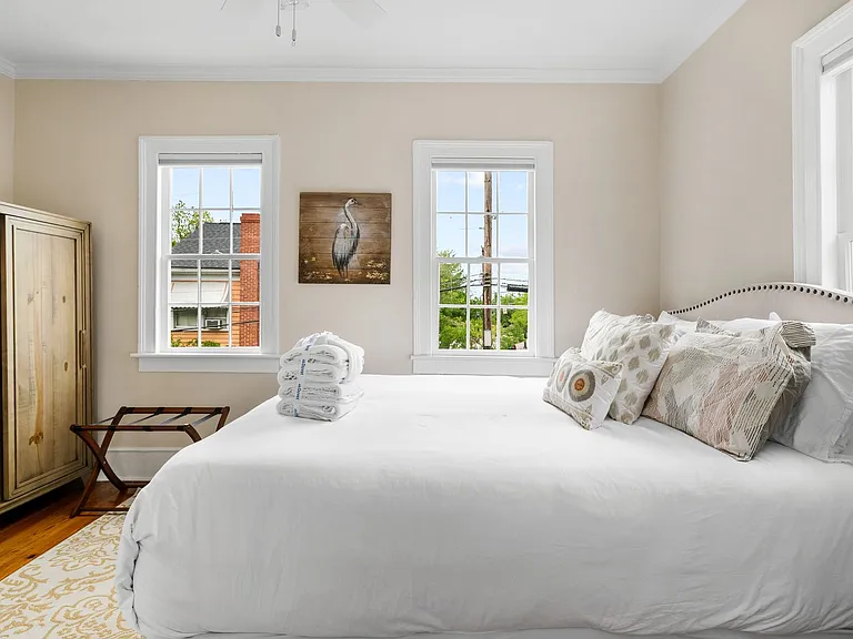 251 Ashley Ave #C — Photo 3