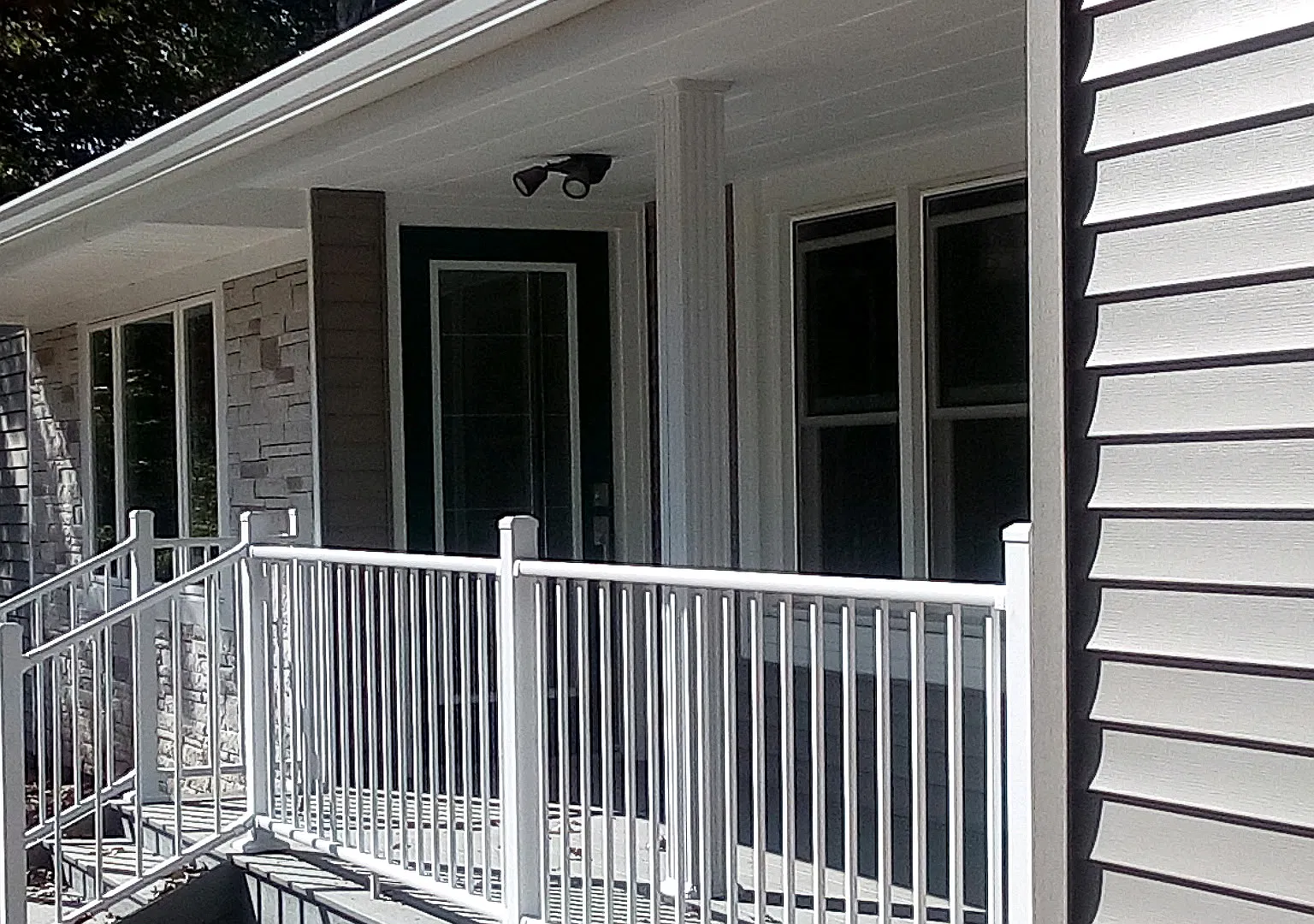 3 bed, 1750 sqft, $2,000 — Photo 3