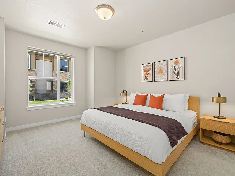 926 Schlagel St #2 — Photo 8