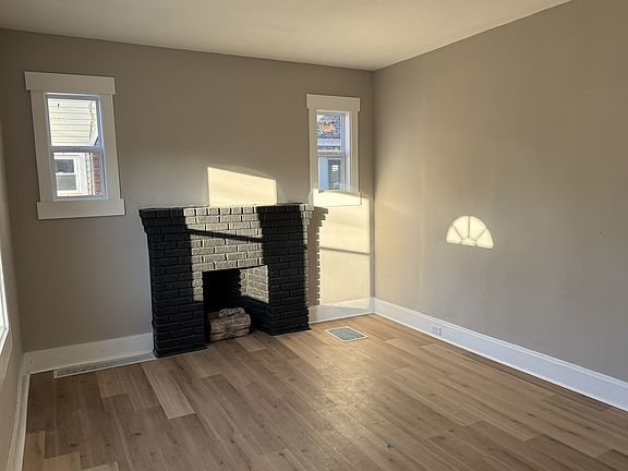 3rd image of 4290 Verne Ave #1