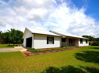 4883 Val Del Rd, Hahira, GA 31632