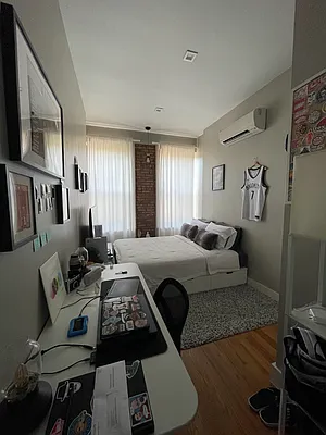 Rented by Hagstrom Management Inc | media 22