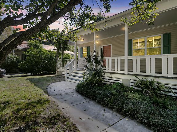 2nd image of 1493 Little Rock Blvd