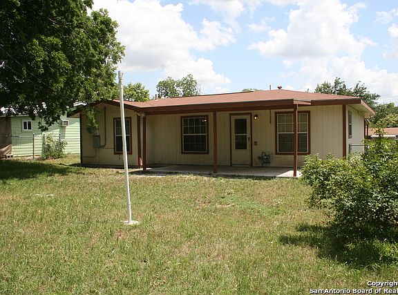 5th image of 343 Gazel Dr