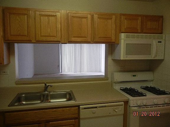5th image of 1095 N Sterling Ave Unit 111