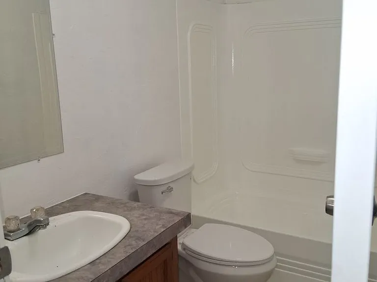 910 Sands Rd — Photo 17