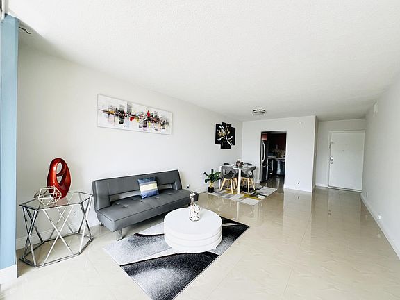 5th image of 1600 Tallwood Avenue #307