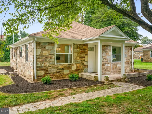8606 Verree Rd, Philadelphia, PA 19115