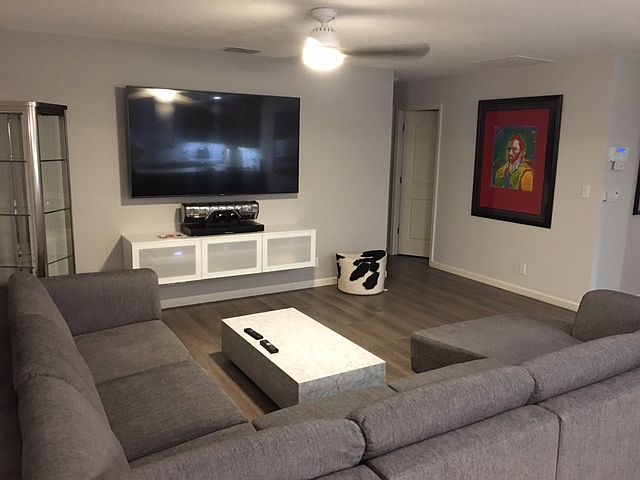 2nd image of 5913 Running Hills Ave
