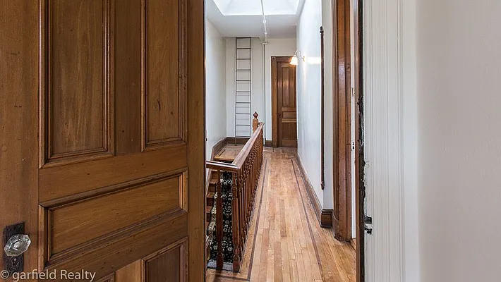 Rented by Garfield Realty  | media 18