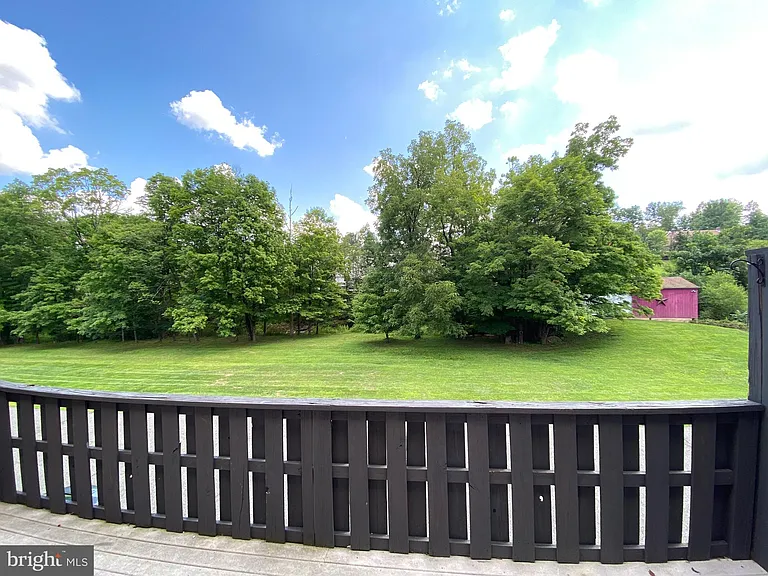 53 Game Farm Rd — Photo 28