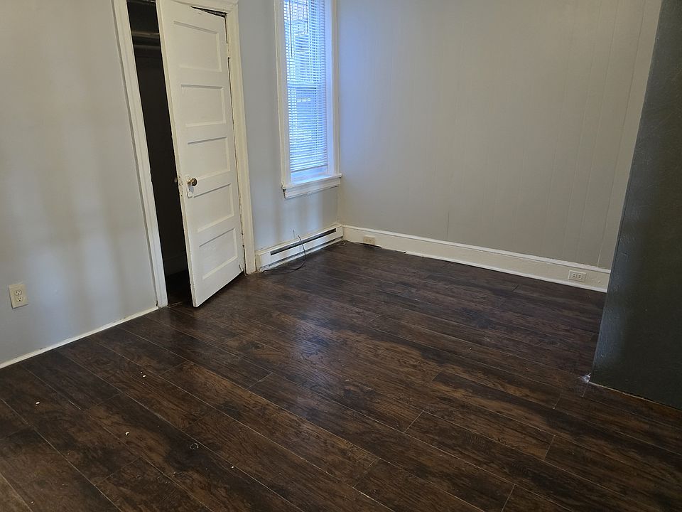 1st image of 204 N 57th St #1