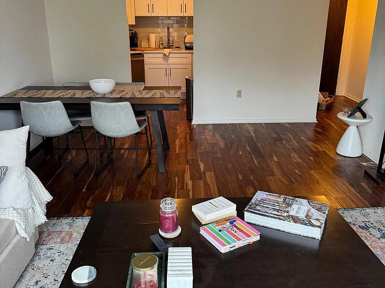 2020 Walnut St #15K — Photo 5