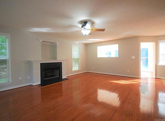 3rd image of 2109 Brandywine Dr