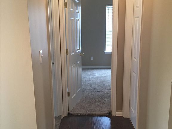 5th image of 708 Hillgreen St