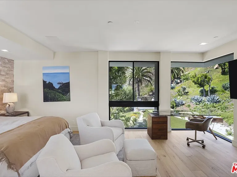 3851 Sweetwater Canyon Dr — Photo 13