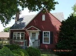 423 3rd St, Hudson, IA 50643