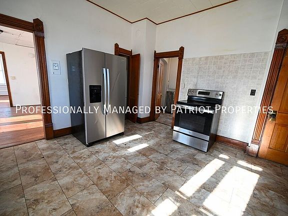 3rd image of 1830 Superior Ave