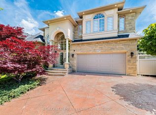 137 Cloverleaf Dr, Hamilton, ON L9K 1R6