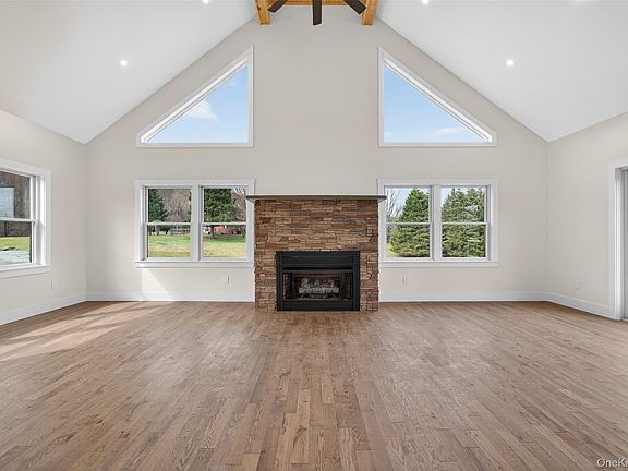 2nd image of 129 Nelson Road