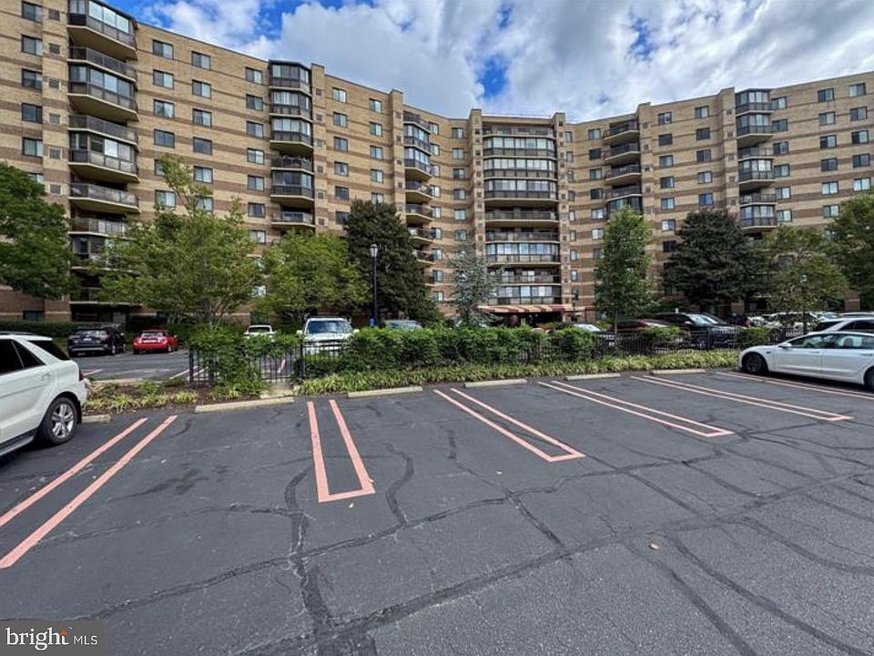1st image of 8340 Greensboro Dr APT 708