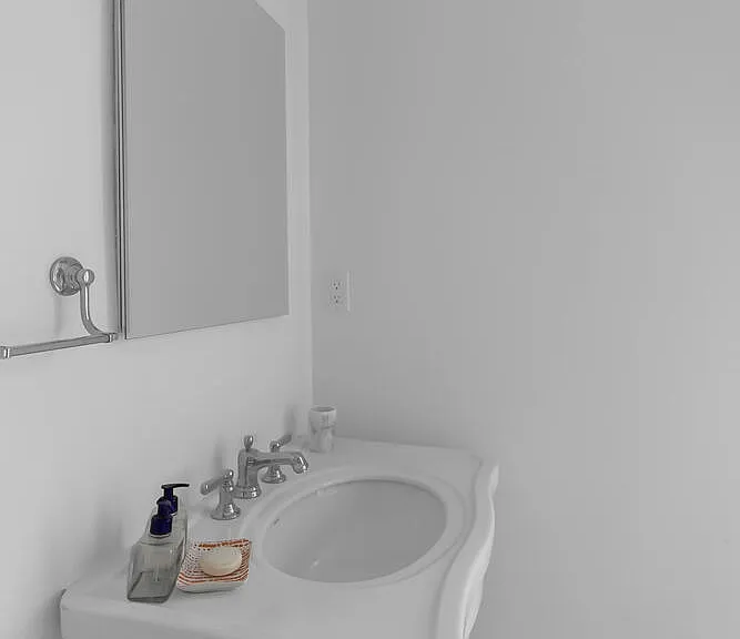 109 Washington Ave — Photo 46