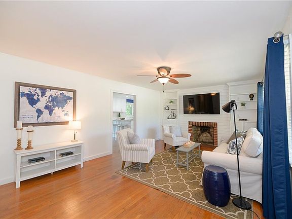 2nd image of 4107 Hazelwood Rd